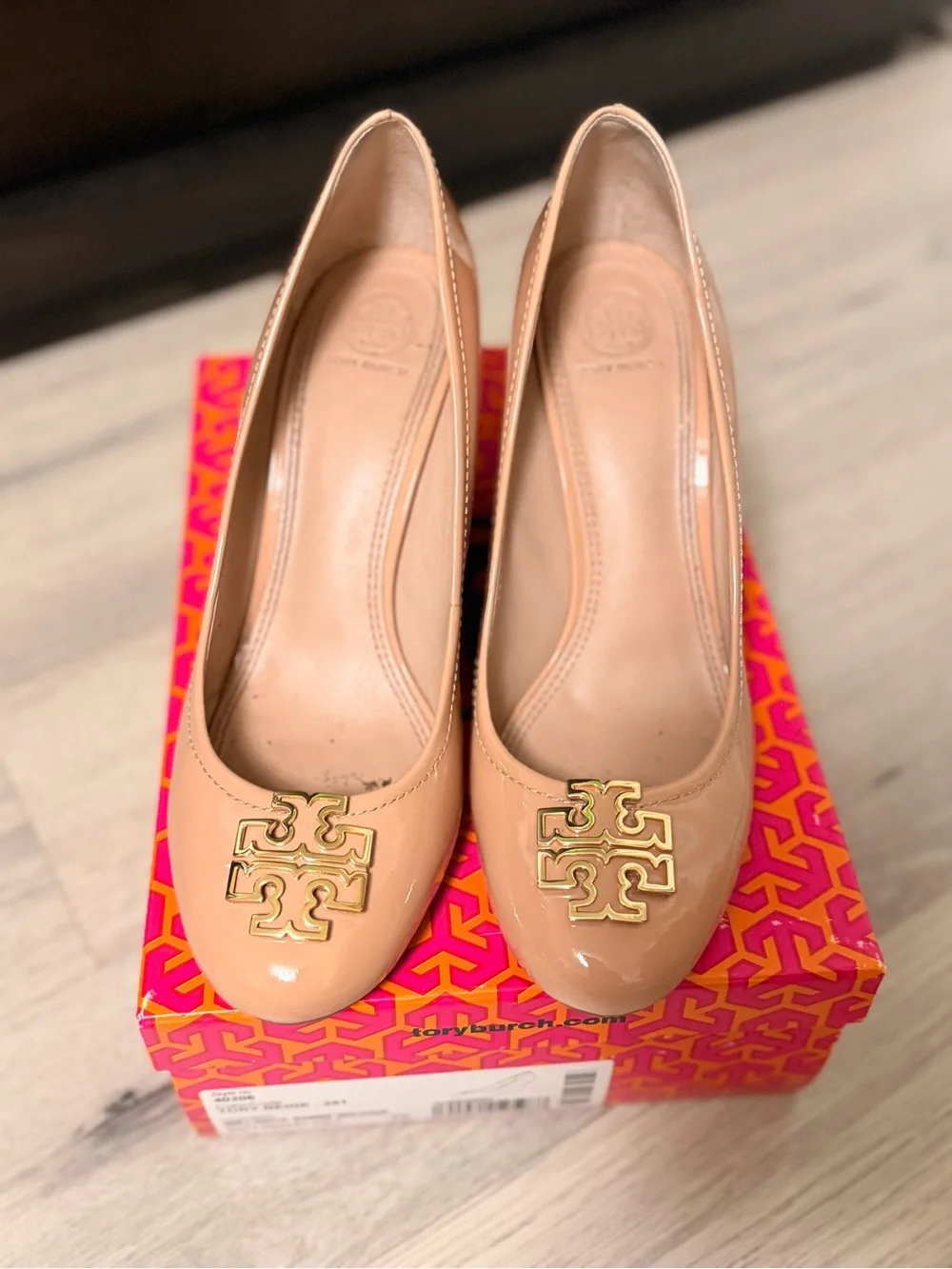 Tory Burch Nude Patent Leather Logo Pumps